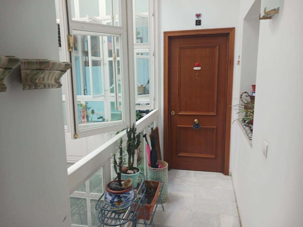 Habitacion Privada Con Bano. Cádiz Exterior photo